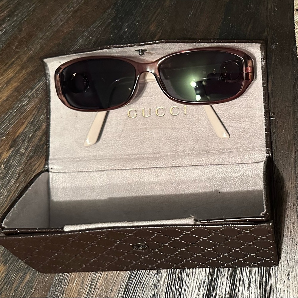 Women's Gucci frames - Picture 6 of 6